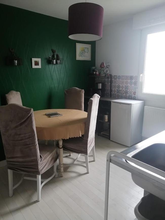 Ty Pempoul - Logement 2 Chambres - 100 M De La Plage Saint-Pol-de-Leon Bagian luar foto